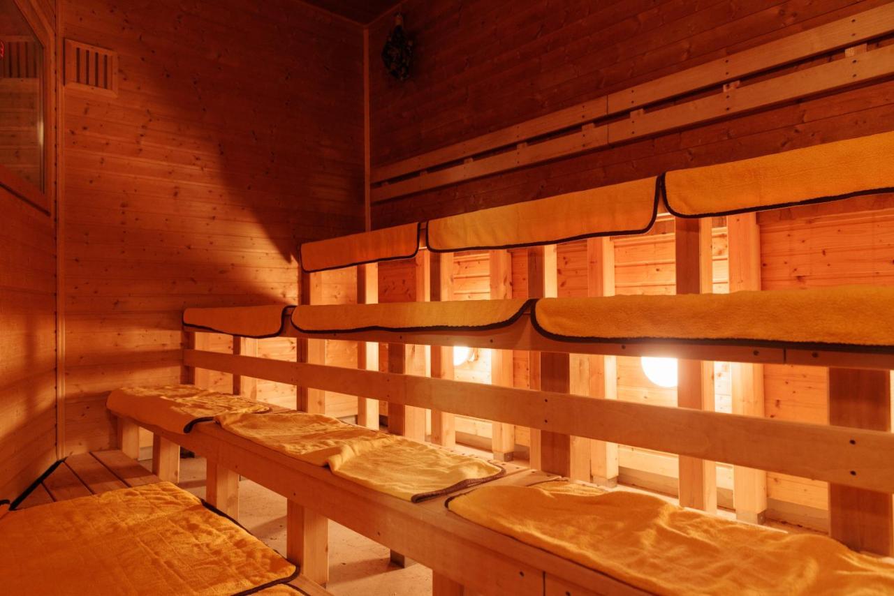 Ashibetsu Onsen Starlight Hotel Exterior foto